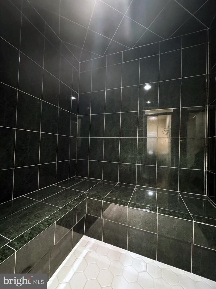 5211 Rosalie Ridge Dr - Photo 7 of 24