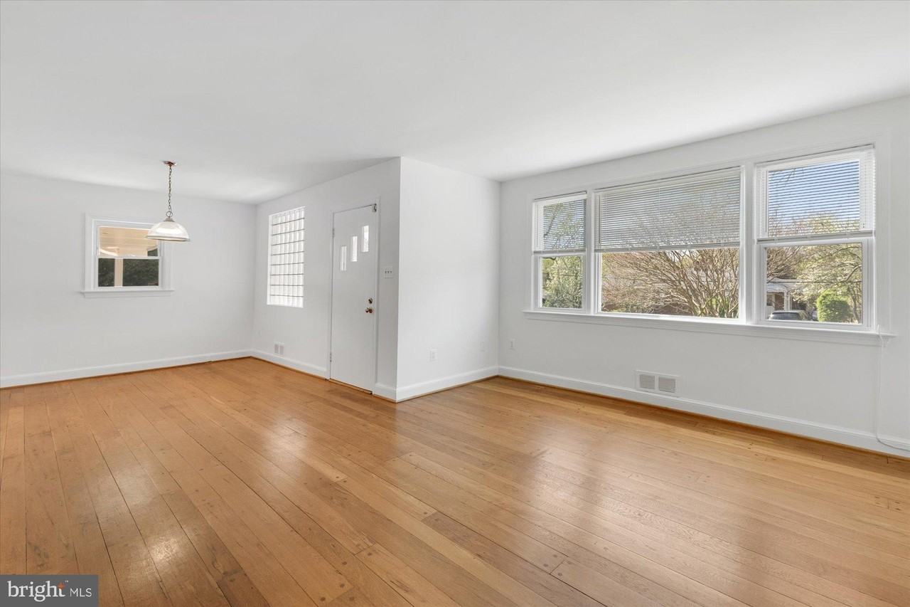 6514 Ivy Hill Dr - Photo 3 of 29