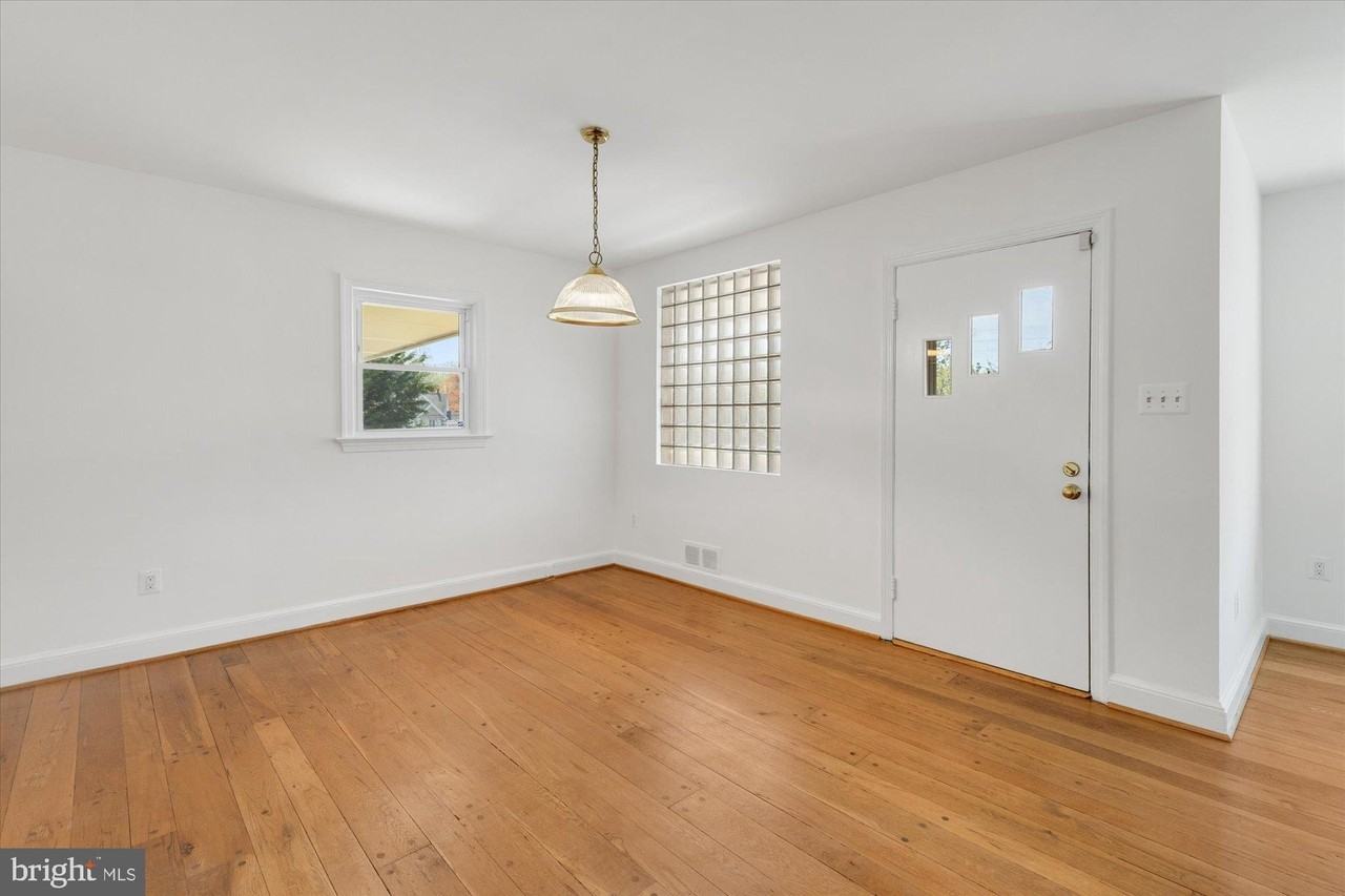 6514 Ivy Hill Dr - Photo 5 of 29