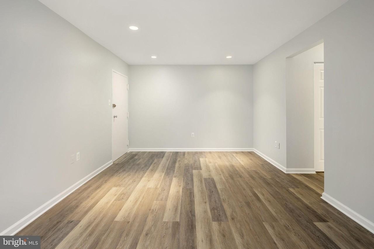 3354 Woodburn Rd Apt 14 - Photo 5 of 50