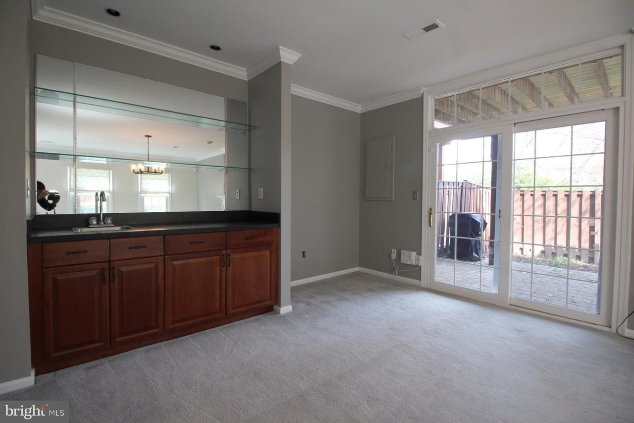 6423 Little Potters Ln - Photo 5 of 30