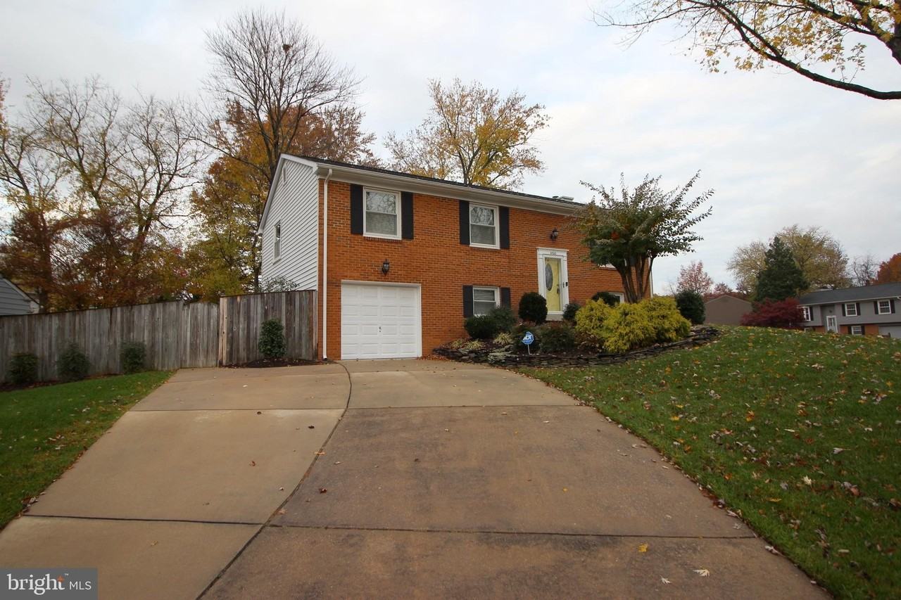 4500 Lantern Pl - Photo 2 of 30