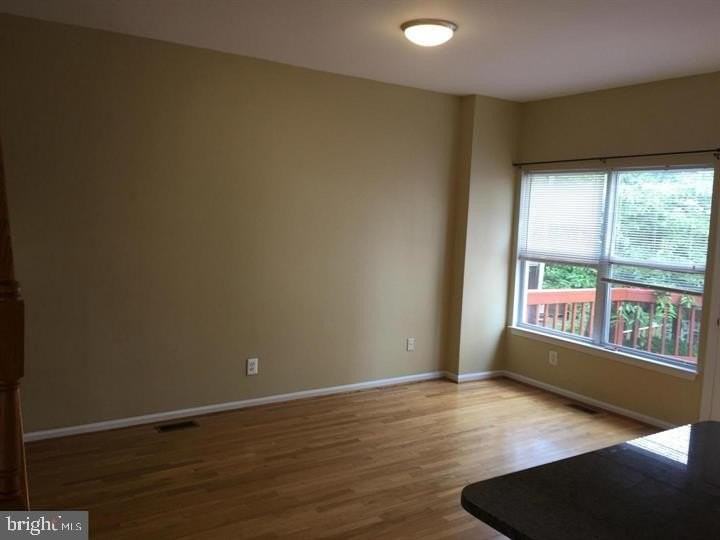 2519 James Monroe Cir - Photo 6 of 8