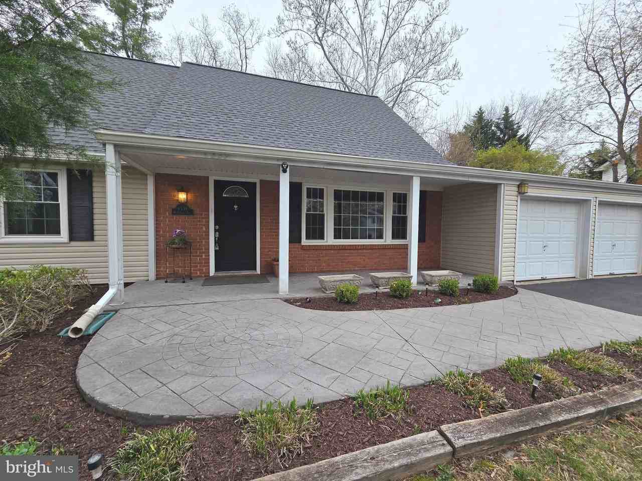 4339 Mount Carriage Ln - Photo 4 of 37