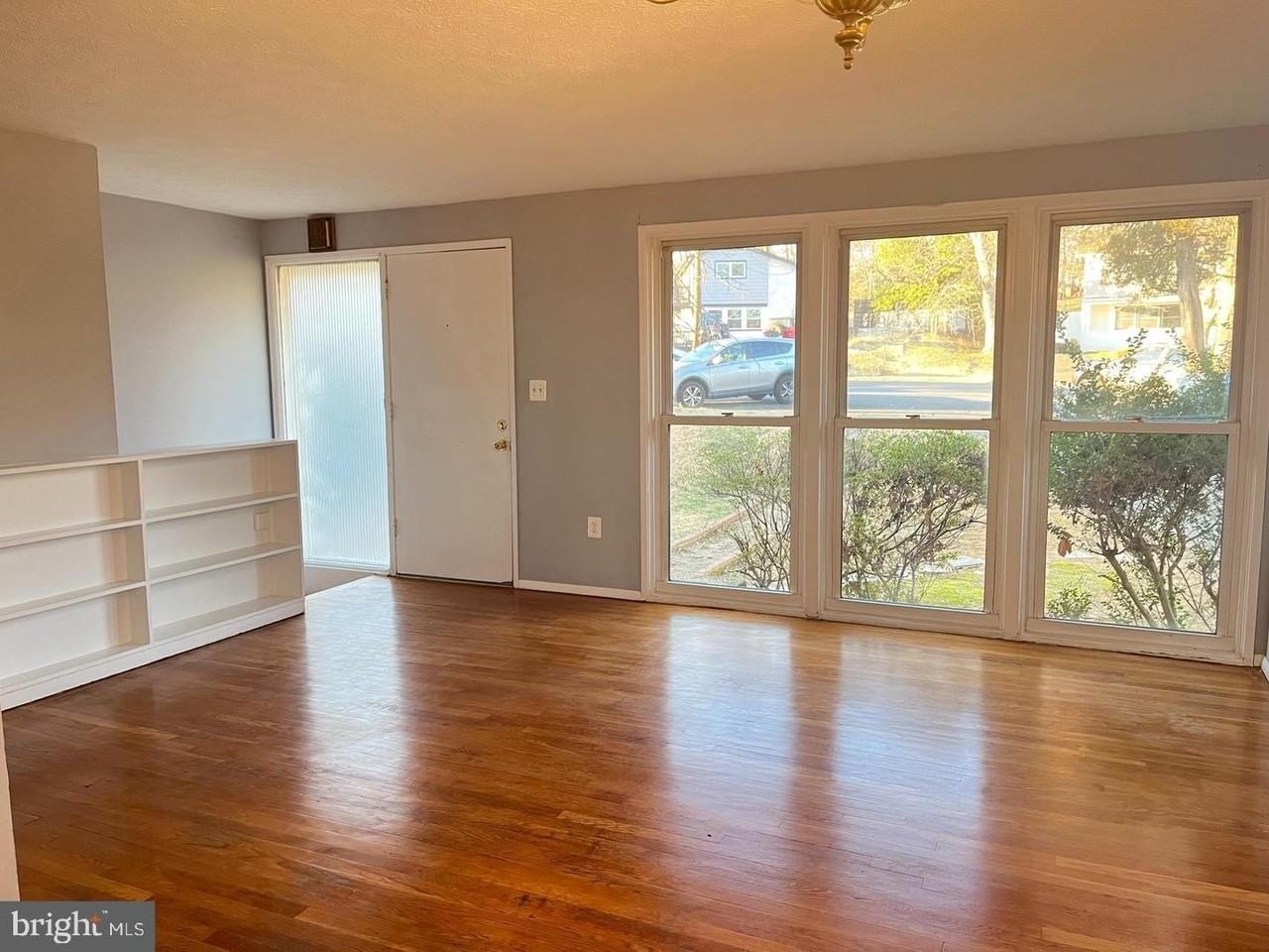 6323 Fenton Ct - Photo 2 of 29