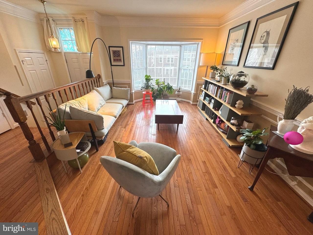 8732 Stone Hill Pl - Photo 2 of 28