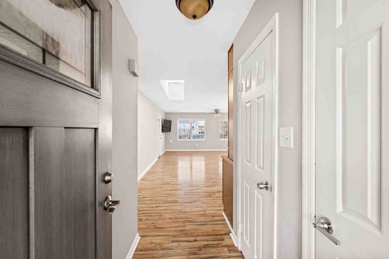 8635 Old Mount Vernon Rd - Photo 5 of 47