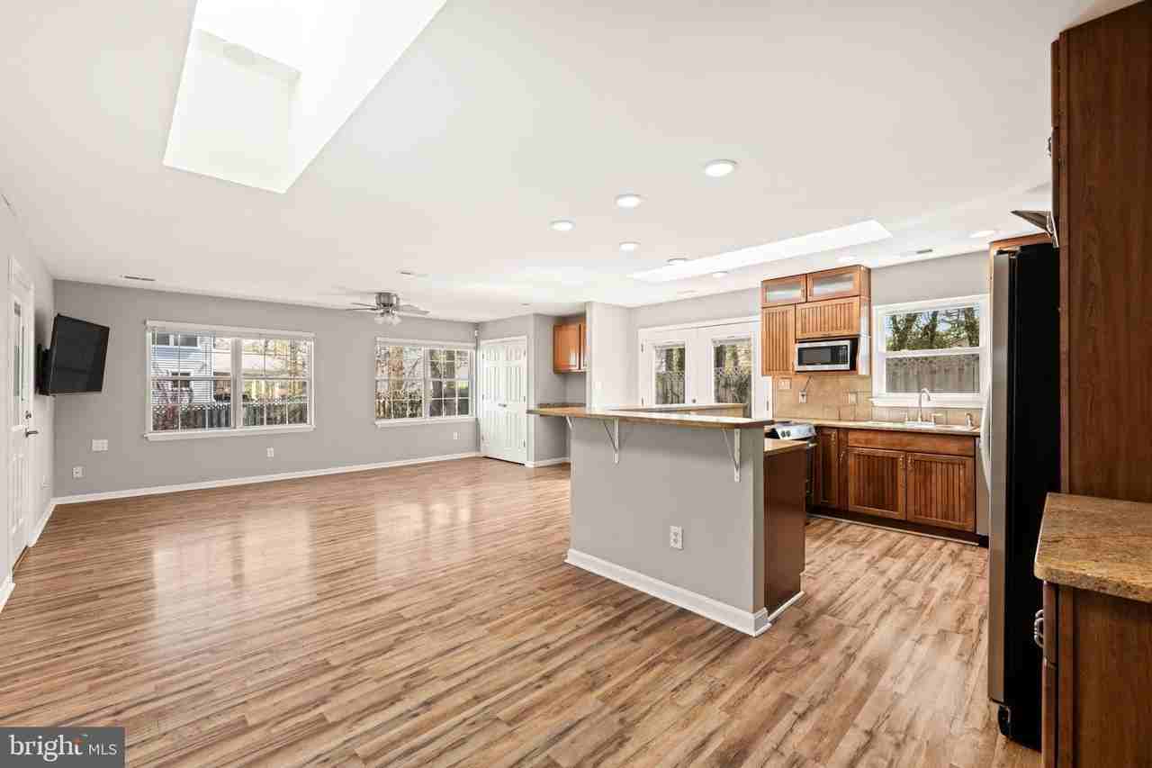 8635 Old Mount Vernon Rd - Photo 6 of 47