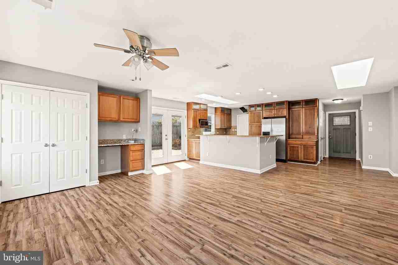 8635 Old Mount Vernon Rd - Photo 7 of 47