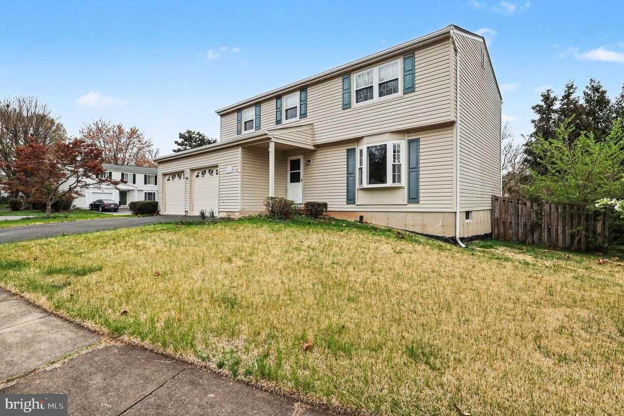 1101 Wintrol Ct - Photo 4 of 26