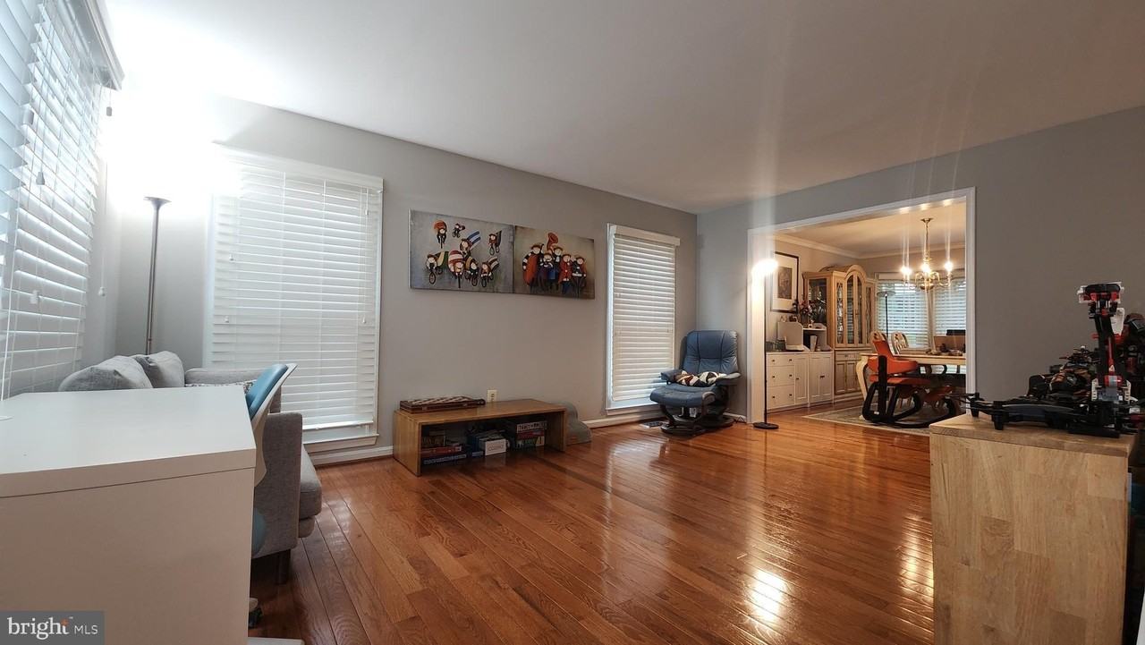 6453 Springhouse Cir - Photo 4 of 23