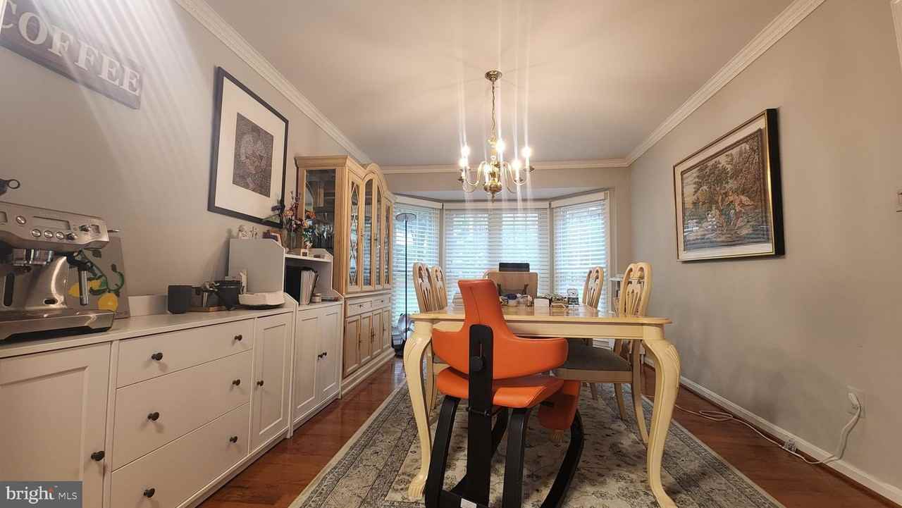 6453 Springhouse Cir - Photo 5 of 23