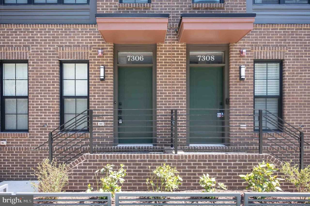 7306 Blade Dr - Photo 3 of 46