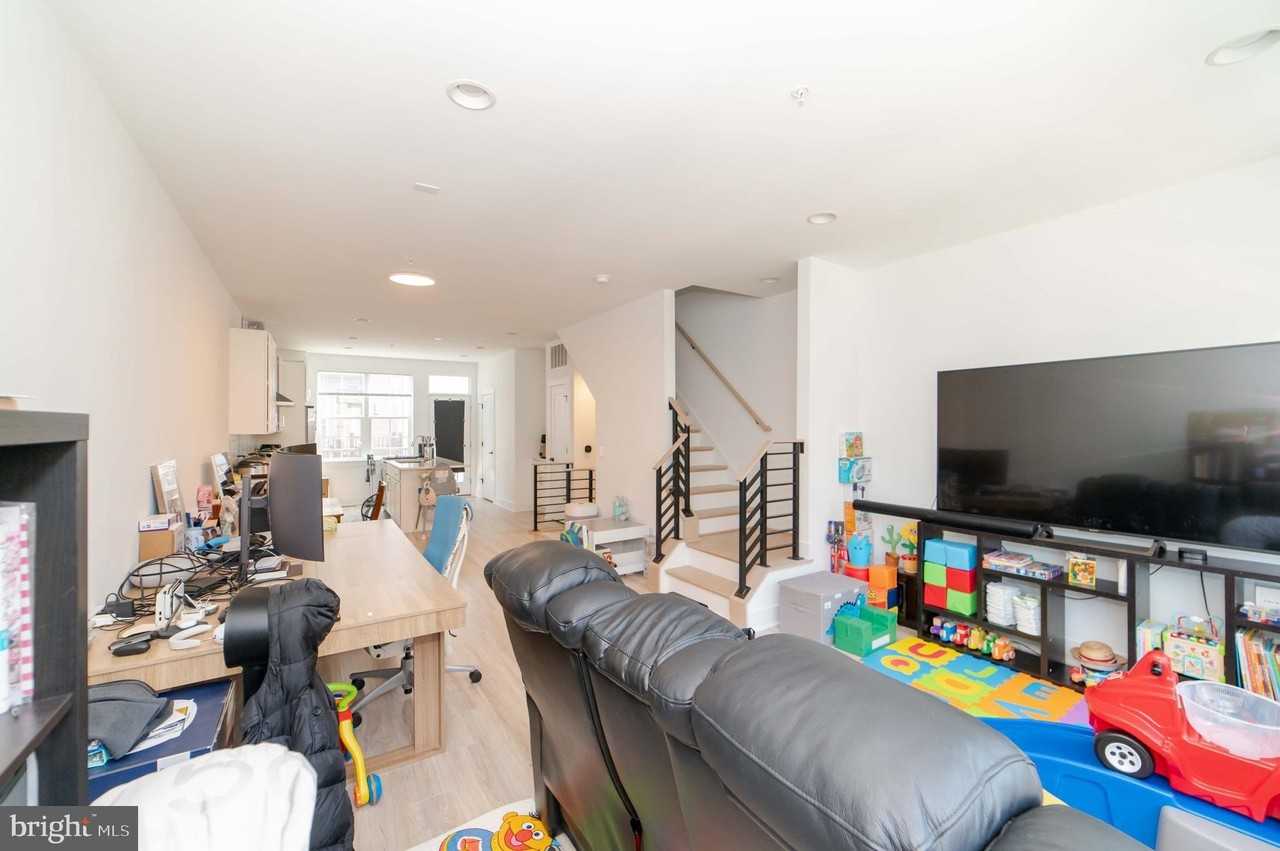 7306 Blade Dr - Photo 7 of 46