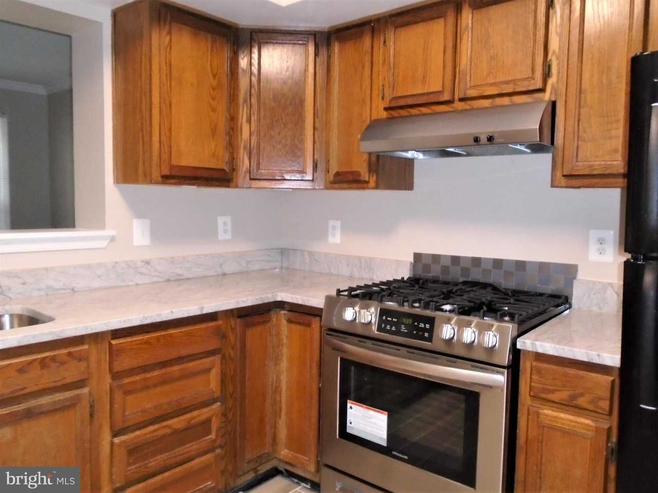 1914 Duffield Ln - Photo 3 of 50