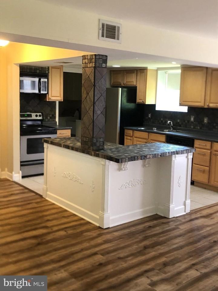 1403 Skyhaven Ct - Photo 6 of 26