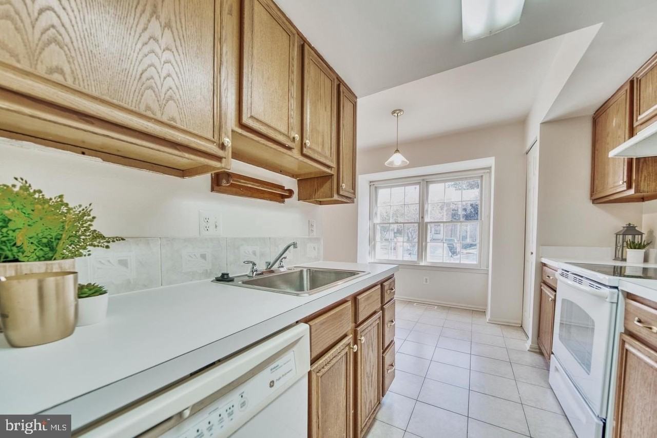 4936 Mcfarland Dr - Photo 5 of 20