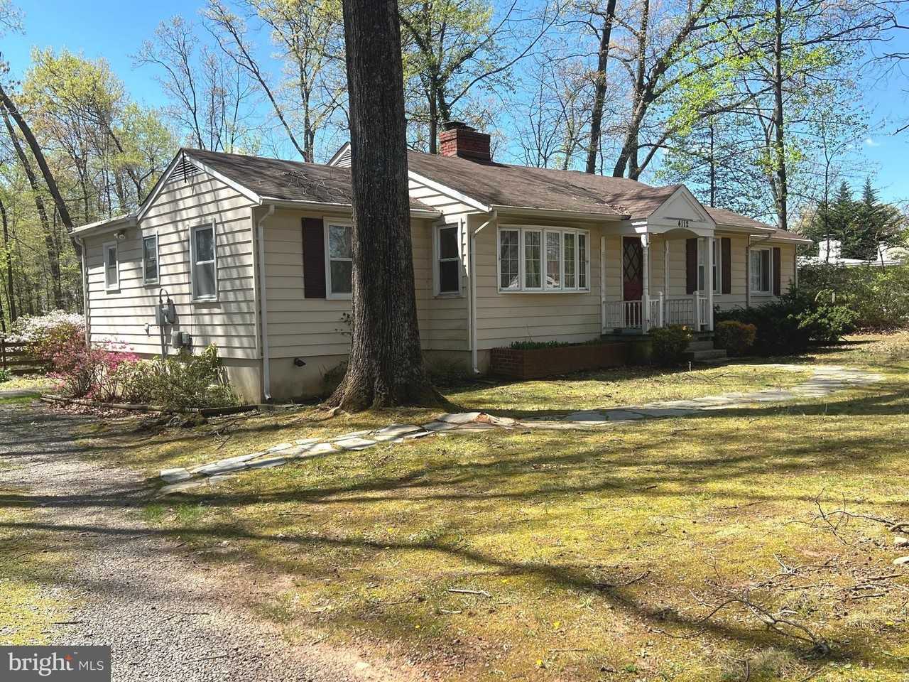 4112 Elizabeth Ln - Photo 4 of 23