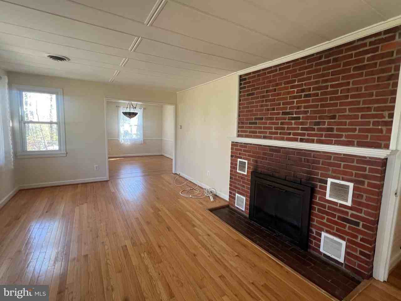 4112 Elizabeth Ln - Photo 7 of 23