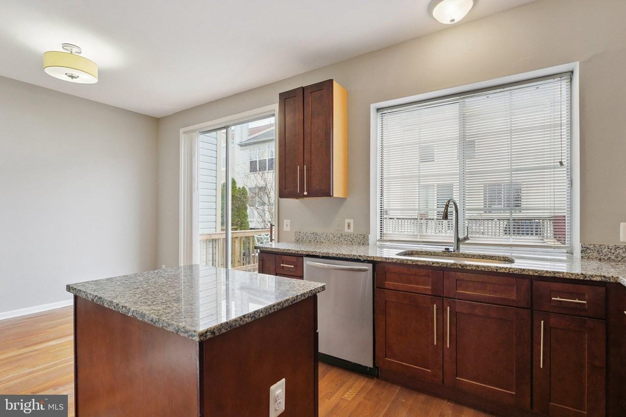 5130 Beauregard St - Photo 7 of 24