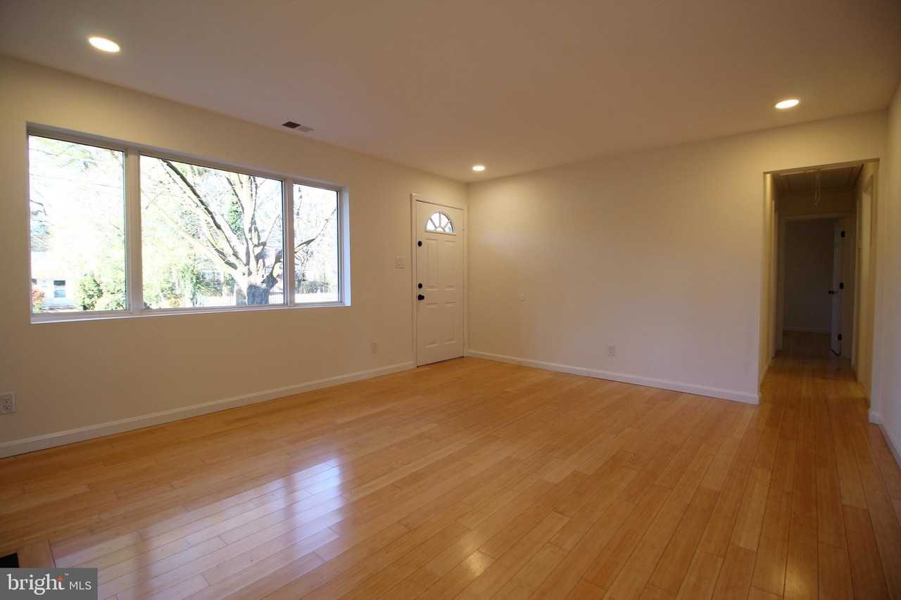 2129 Grayson Pl - Photo 4 of 26