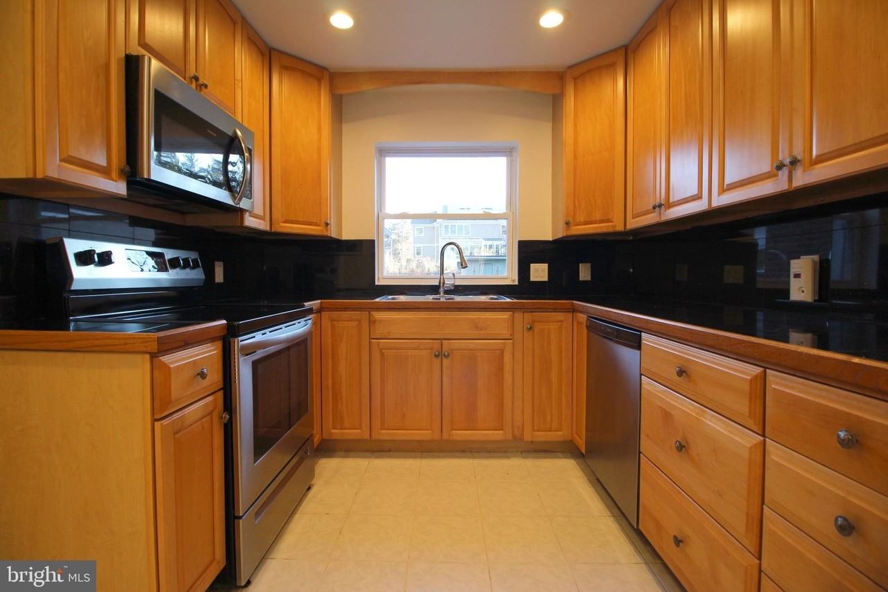 2129 Grayson Pl - Photo 6 of 26