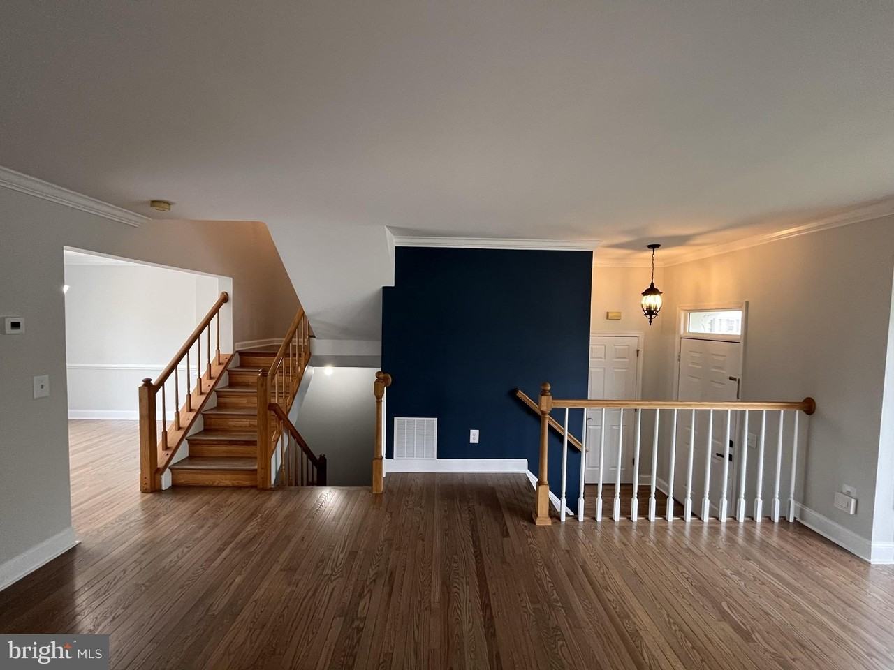 3762 Farmland Dr - Photo 5 of 44