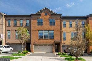 featured image of 4537 Plateau Dr