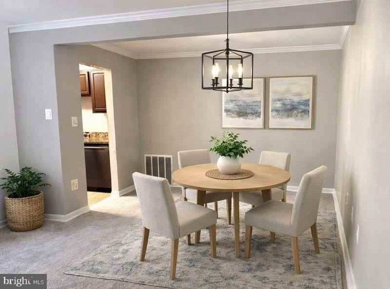 5606 Bloomfield Dr #101 - Photo 5 of 25