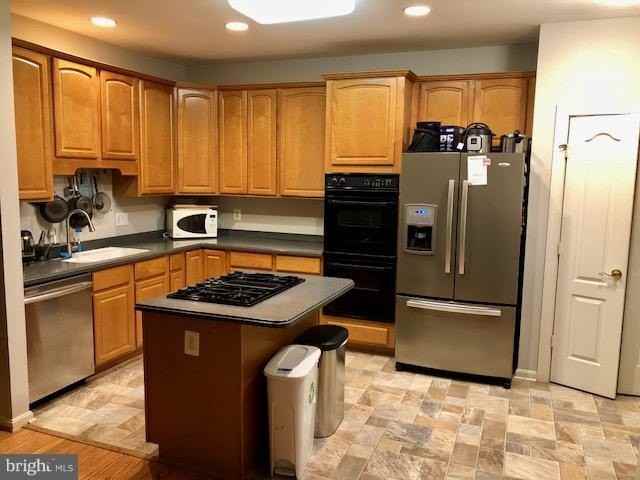 2849 Laura Gae Cir - Photo 4 of 17