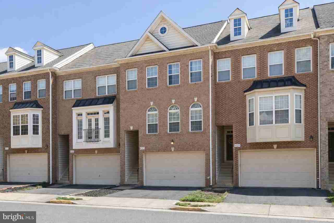 4527 English Holly Dr - Photo 2 of 45