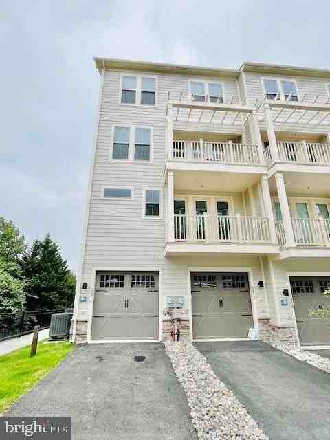 1014 Galena Ter Ne - Photo 3 of 25