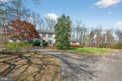 21733 Oatlands Rd - Photo 1 of 1