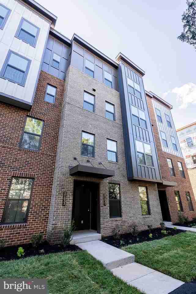 21835 Express Ter - Photo 3 of 34