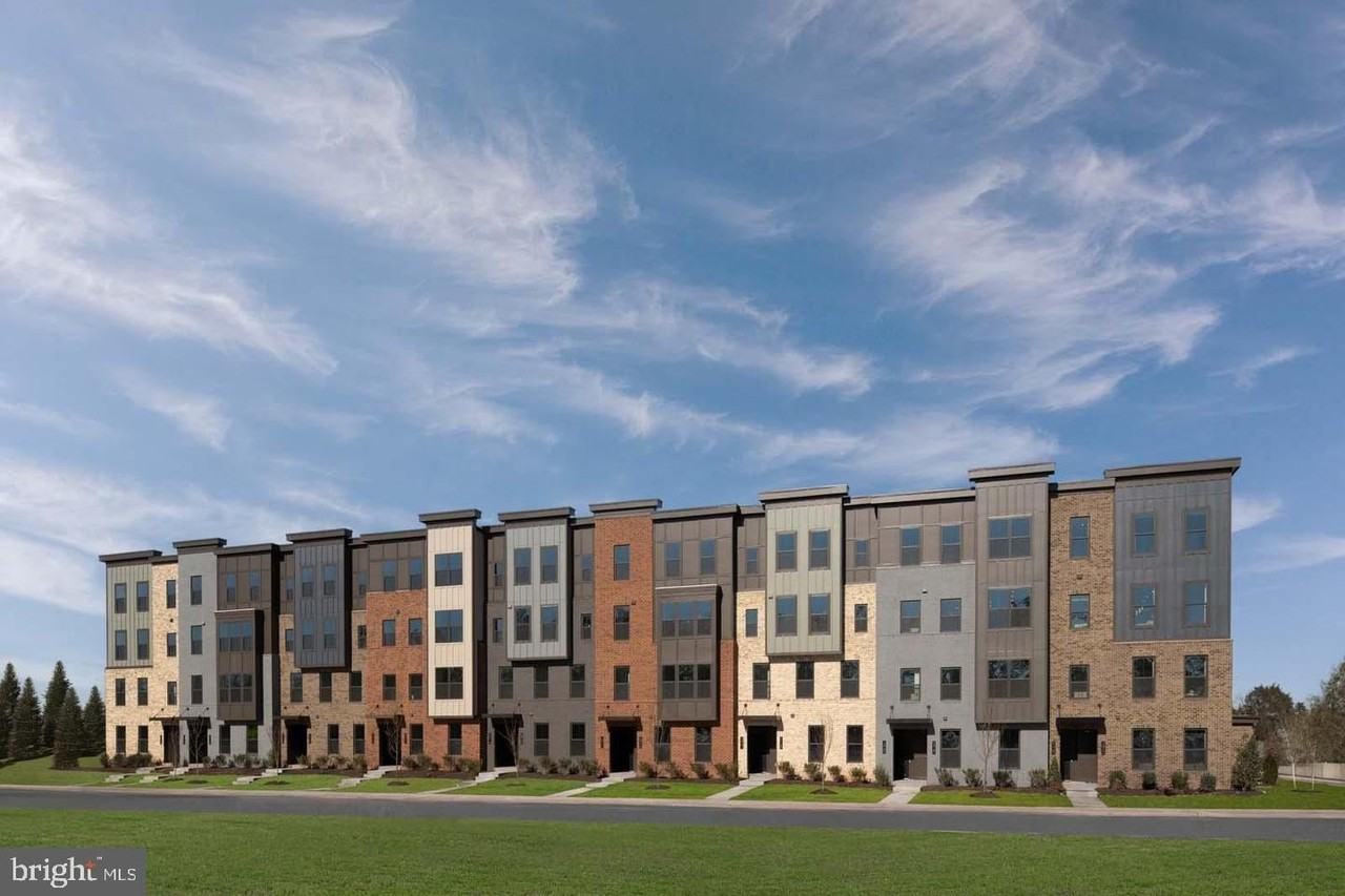 21835 Express Ter - Photo 4 of 34