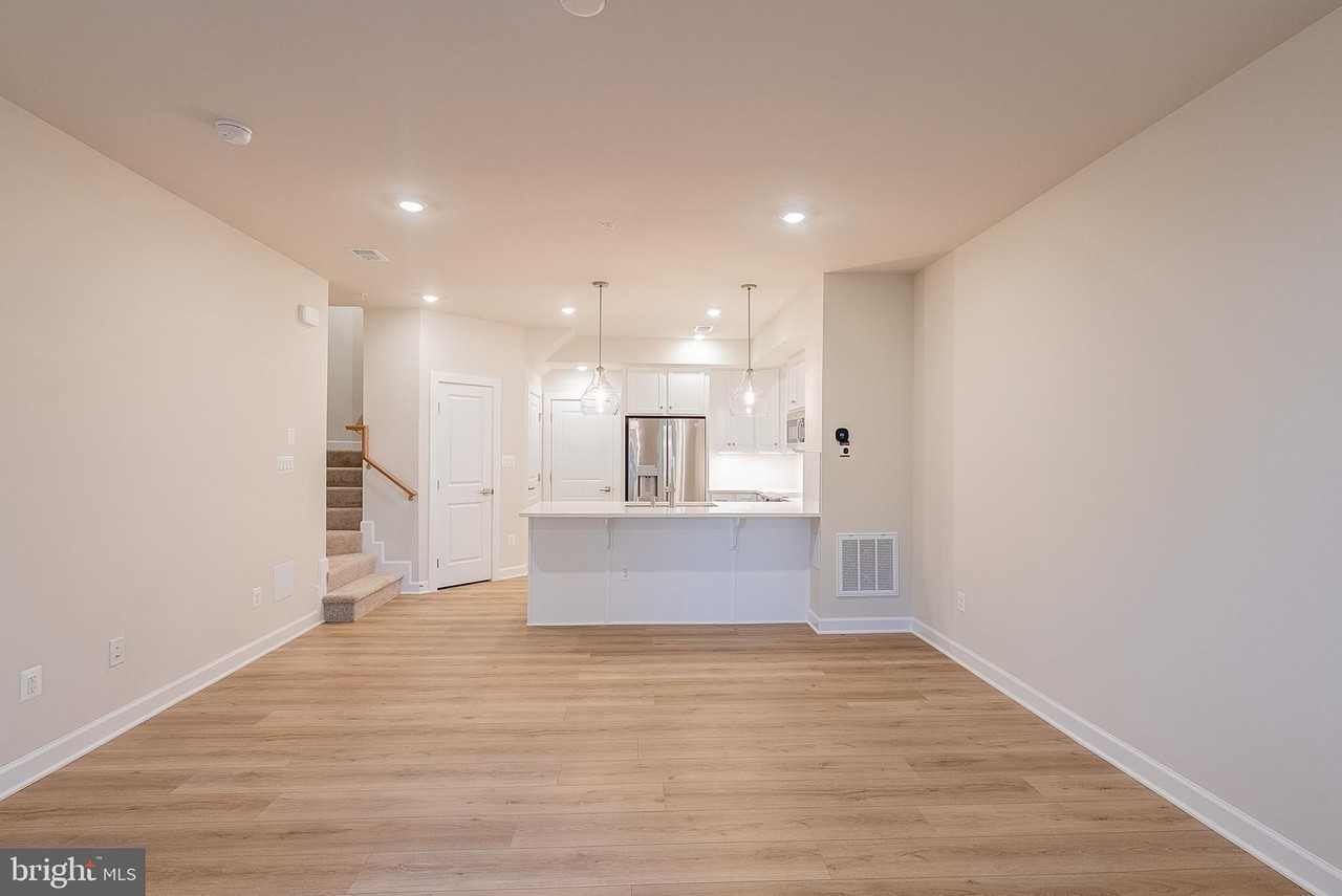 21835 Express Ter - Photo 6 of 34