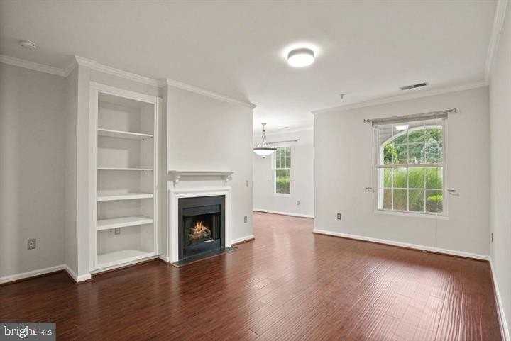 46608 Drysdale Ter Unit 101 - Photo 4 of 20