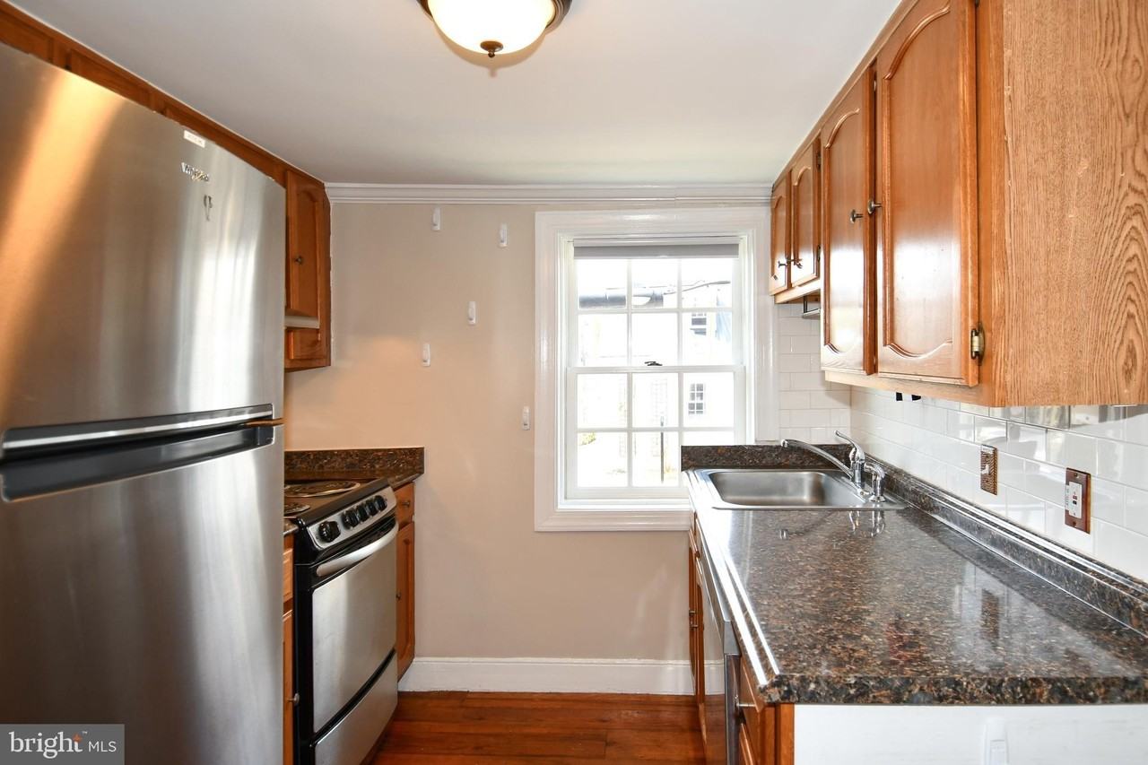 17 - Apt. #1 MADISION Street - Photo 5 of 37