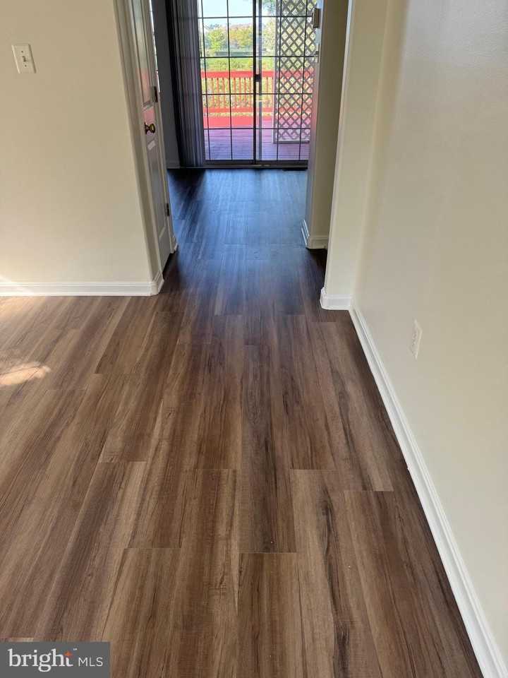 21105 Mossy Glen Ter - Photo 4 of 27