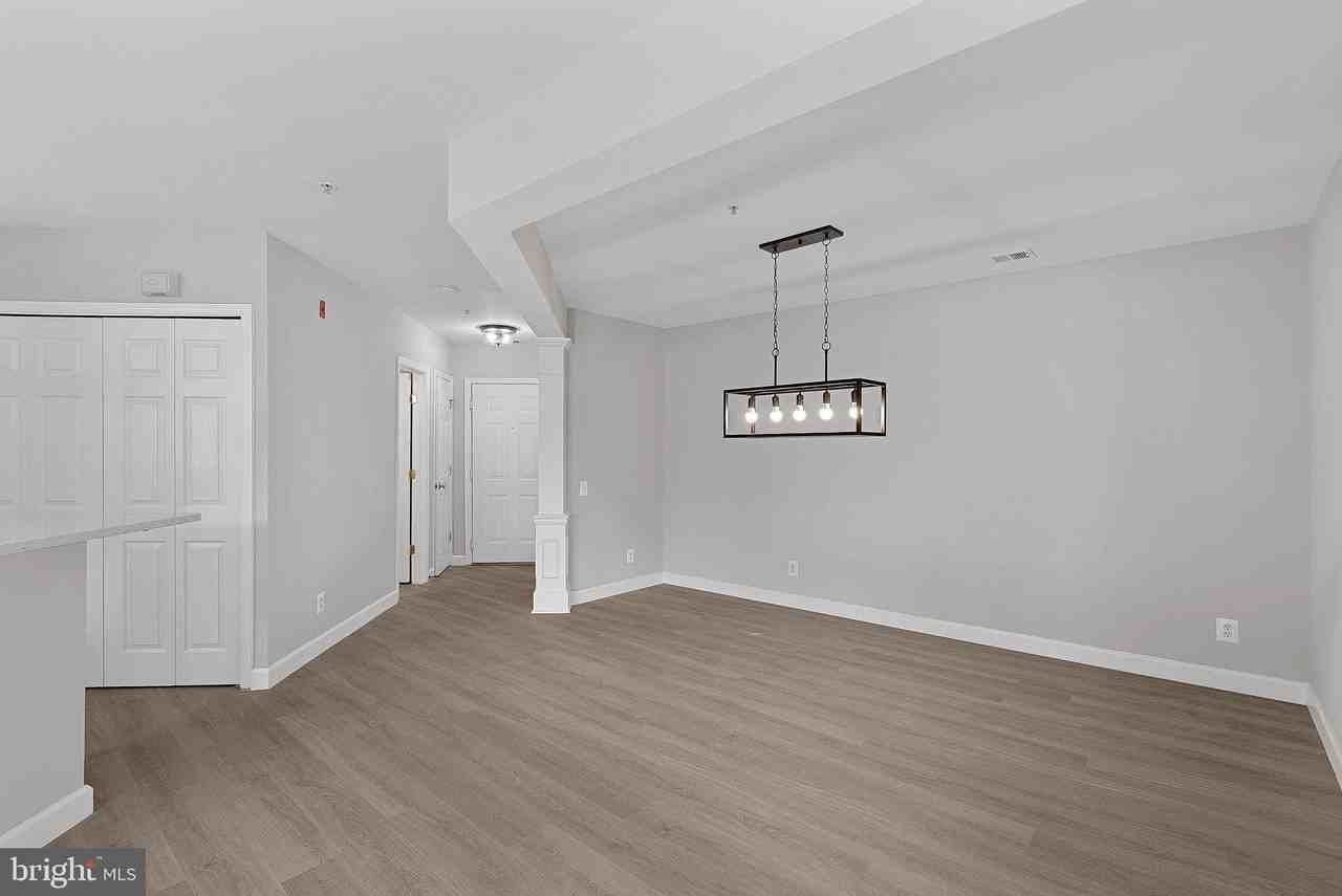 21850 Locomotive Ter #202 - Photo 6 of 36