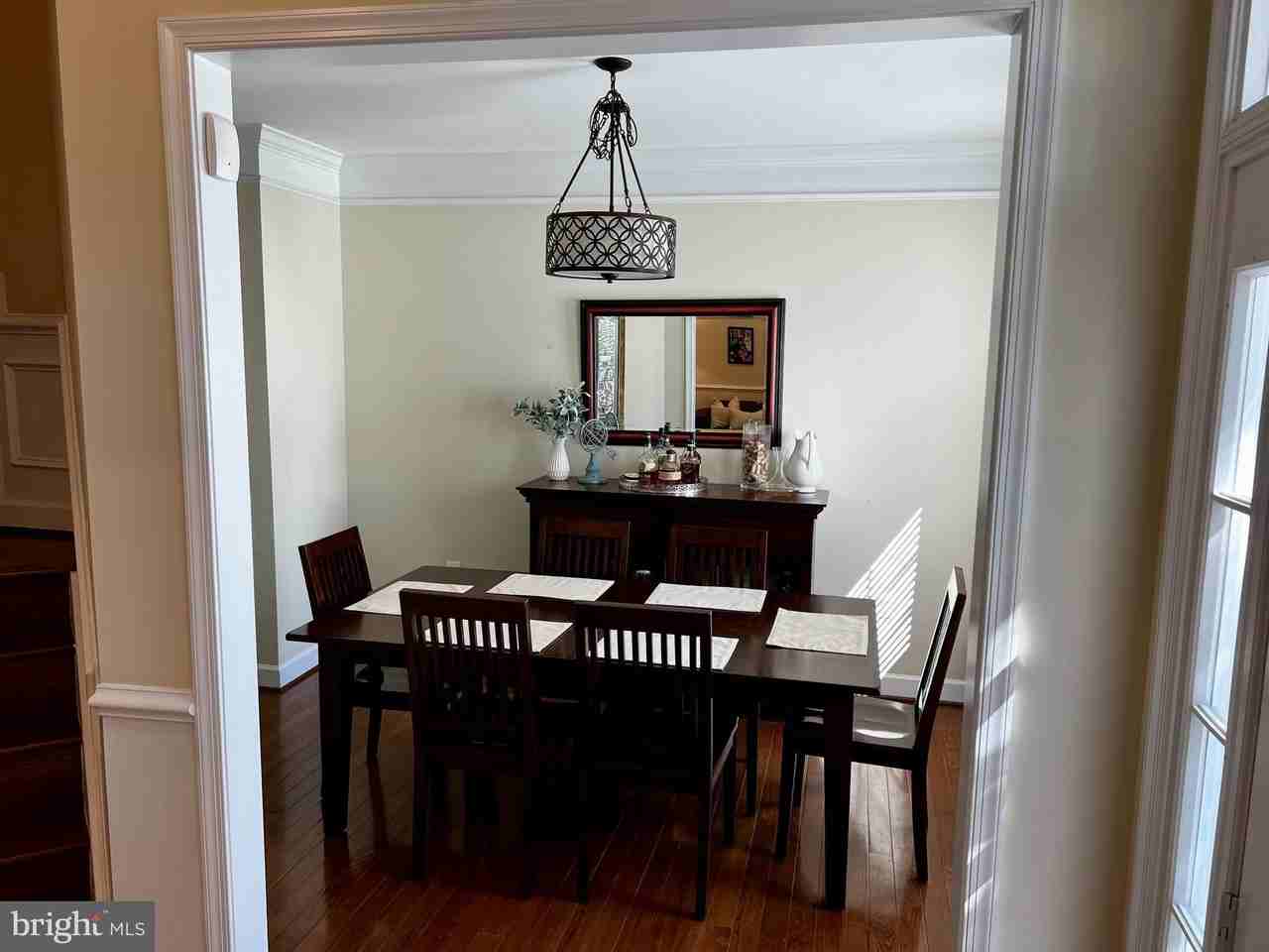 46812 Backwater Dr - Photo 5 of 28