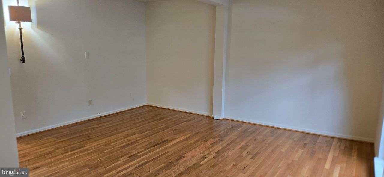 45689 Paddington Station Ter - Photo 7 of 42