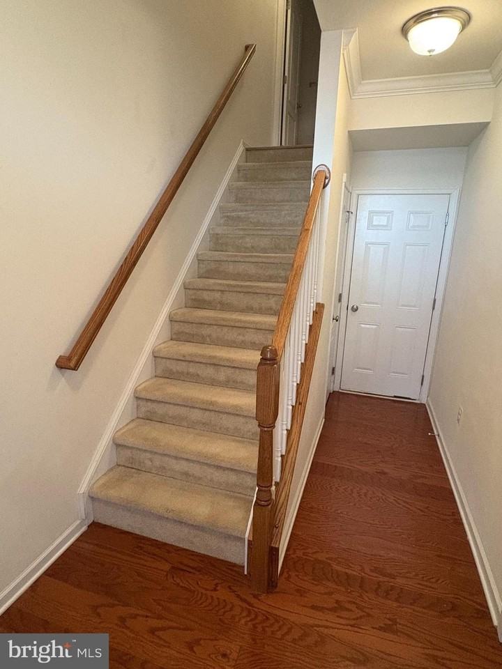 43141 Whelplehill Ter - Photo 3 of 19