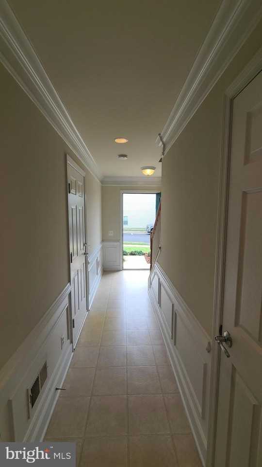 42711 Wilmar Sq - Photo 6 of 23