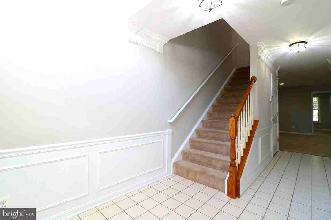 22669 High Haven Ter - Photo 3 of 32