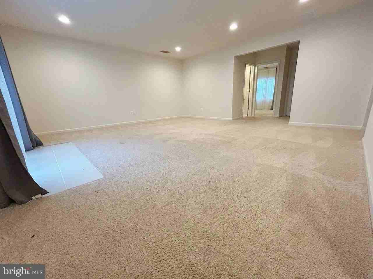 24887 Coventry Grove Ct - Photo 7 of 18