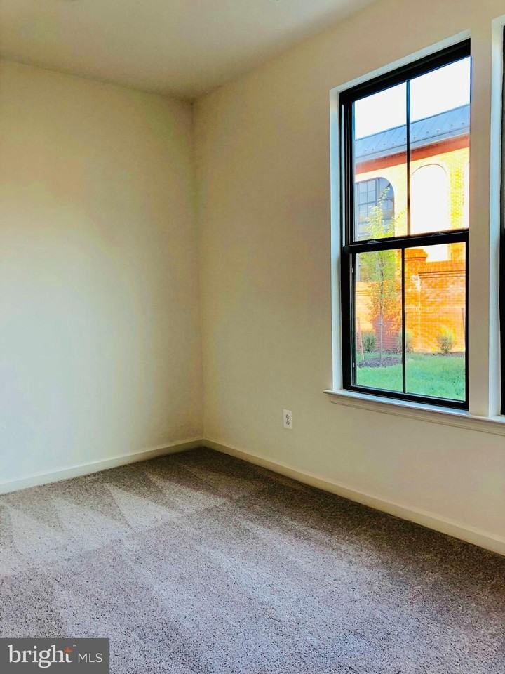 124 Tolocka Ter Ne - Photo 5 of 21