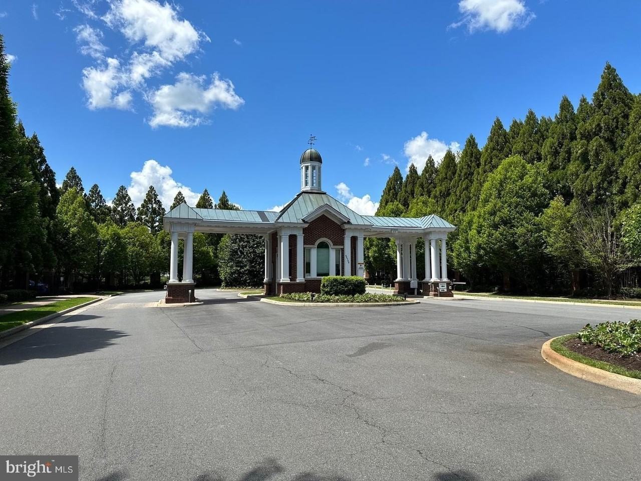 43395 Briar Creek Ter - Photo 2 of 50