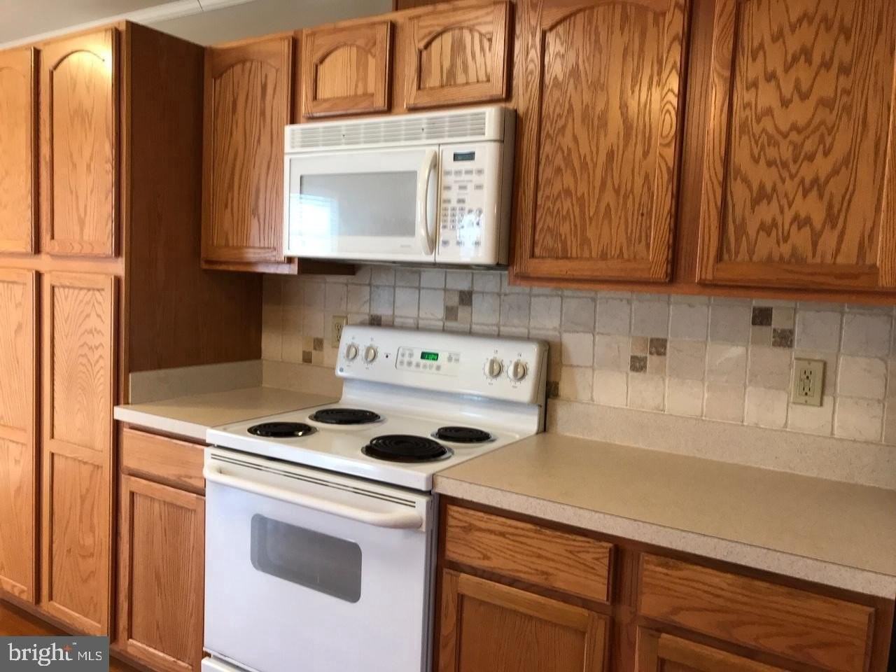 711 Yorktown Blvd - Photo 7 of 23