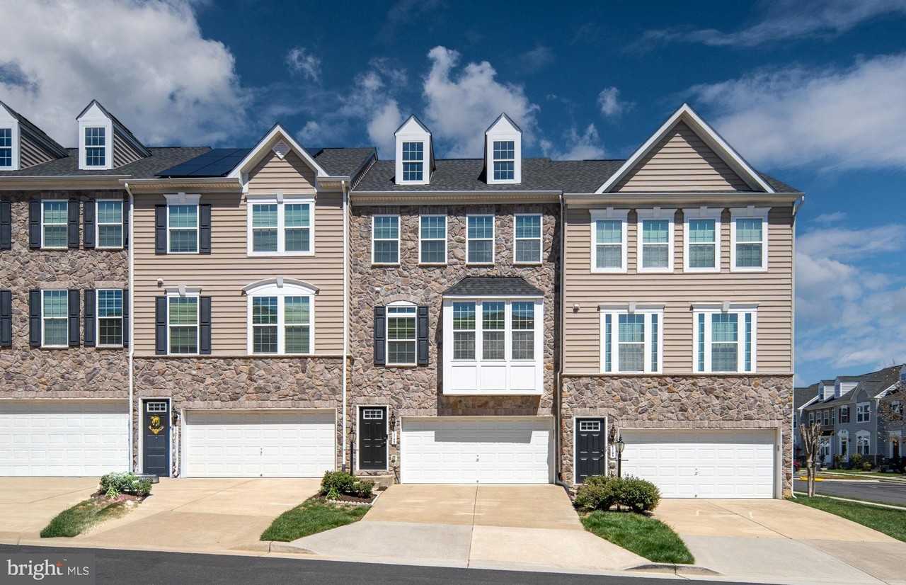 1793 Rockledge Ter - Photo 6 of 50